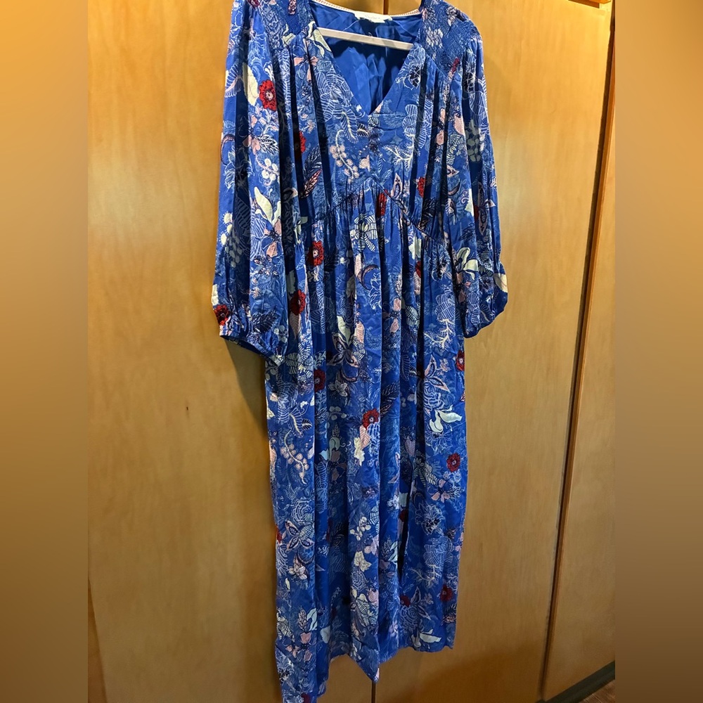 Westbound Blue Floral V-Neck Maxi Dress
